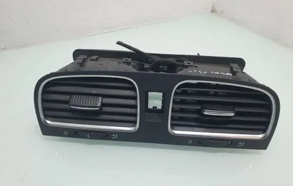 Volkswagen Golf VI Dash center air vent grill 5K0815736D