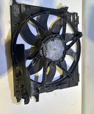 BMW M4 F82 F83 Electric radiator cooling fan A70334110 0470140156 2284887