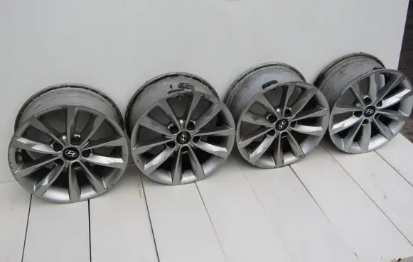 Hyundai i40 R16 alloy rim 52910-3Z610