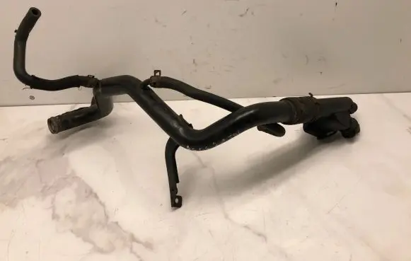 Audi A6 S6 C6 4F Engine coolant pipe/hose 038121132