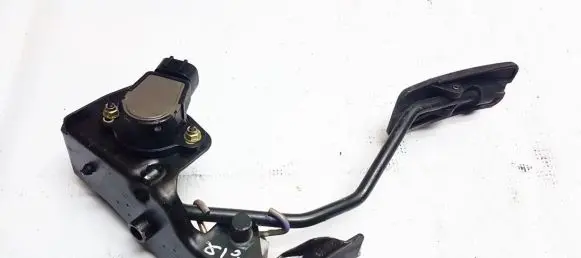 Toyota Avensis T250 Accelerator throttle pedal
