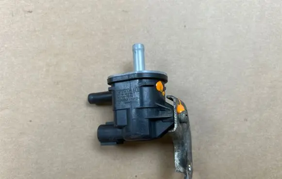 Toyota Prius (XW30) Turbo solenoid valve 9091012276