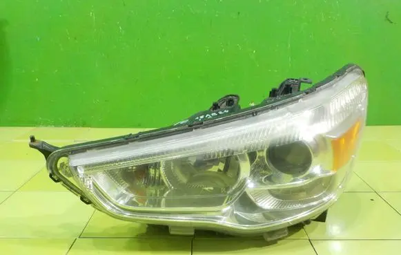 Mitsubishi ASX Headlight/headlamp PRZOD 18AB24