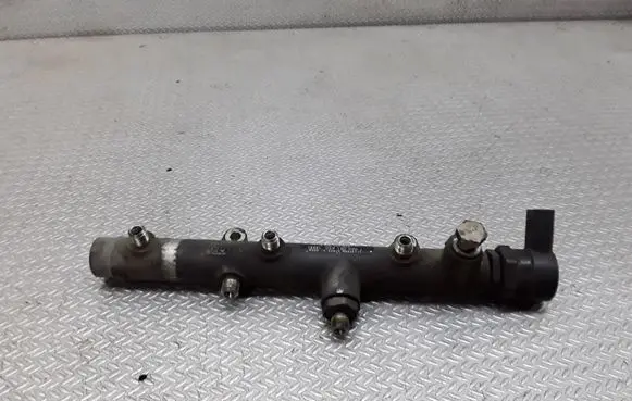 Audi A8 S8 D3 4E Fuel main line pipe 059130090J