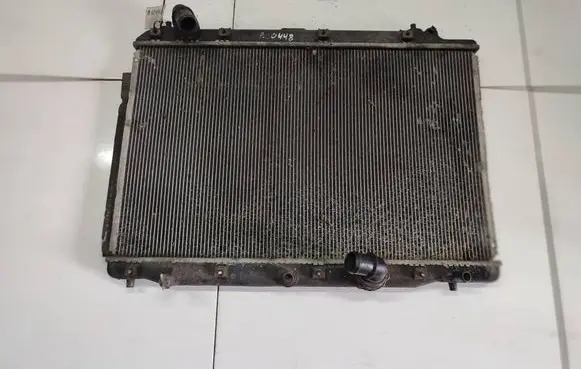 Honda FR-V Coolant radiator