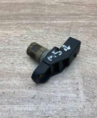 BMW 5 E39 Camshaft position sensor 7794646