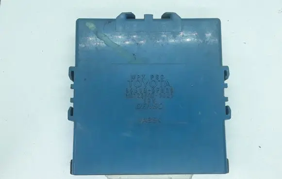 Toyota Corolla Verso E121 Combustion control unit/module 896180F020 MB1238009021
