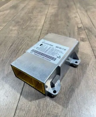 Mercedes-Benz E C207 W207 Airbag control unit/module A2079011700 5WK43967