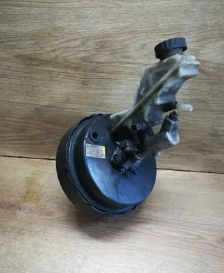 Toyota Avensis T250 Brake booster 0204024541 4051128 04720005170