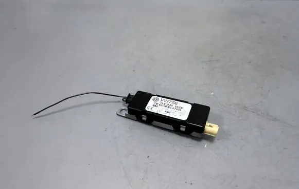 Volkswagen Touareg I Aerial antenna amplifier 7L6035552A VW756 07326