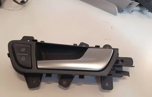 Audi A4 S4 B8 8K Front door interior handle 8K0837020 8K2962108A