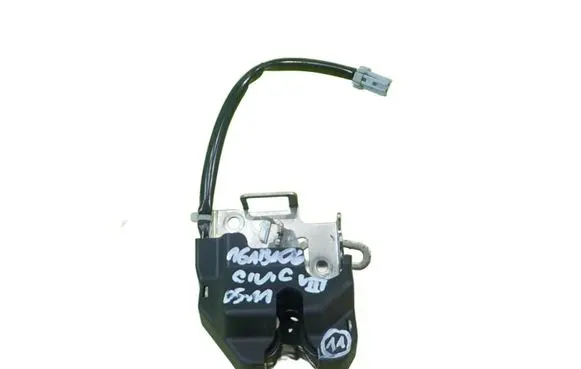 Honda Civic Tailgate exterior lock 