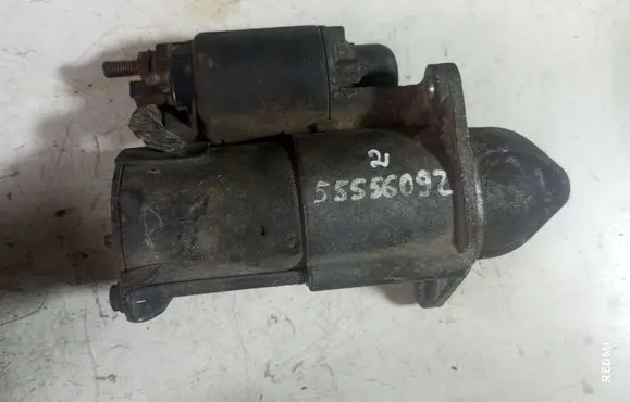 Opel Astra H Starter motor 55556092
