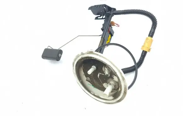 BMW 5 E60 E61 Fuel level sensor 6765849