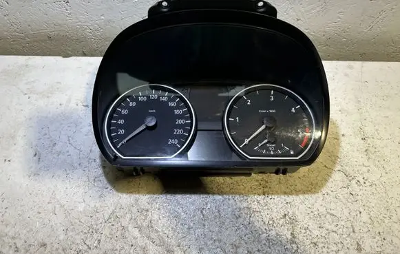 BMW 1 E81 E87 Speedometer (instrument cluster) 6974649 102495231 150083757