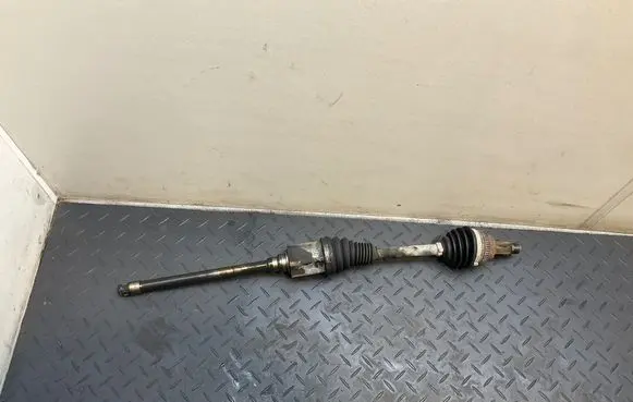 BMW 5 E60 E61 Front driveshaft 7529390 62631384