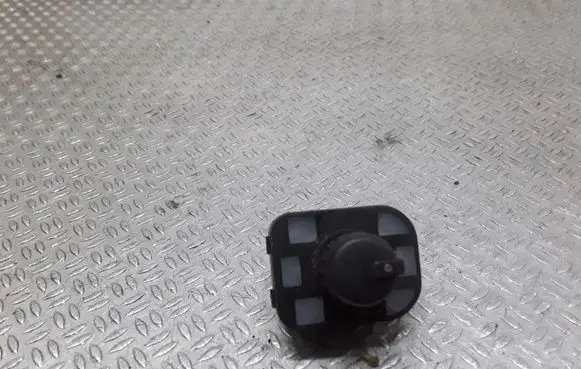 Audi A2 Wing mirror switch 116026