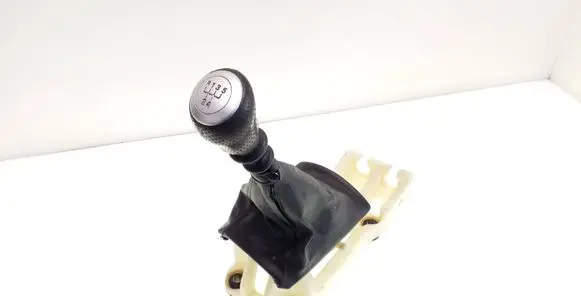 Hyundai Getz Gear shifter/selector 437001CXXX