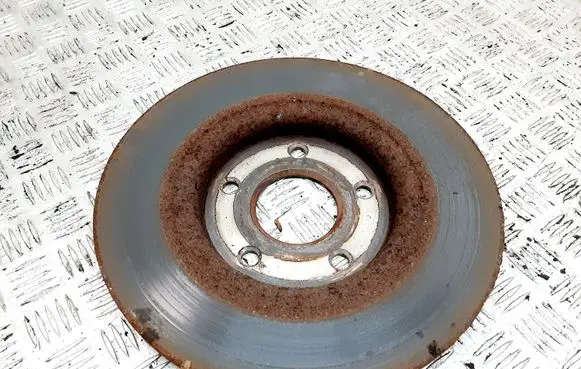 Chrysler Town & Country V Rear brake disc