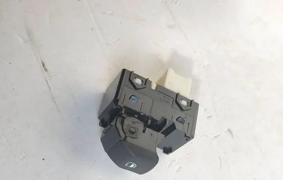 KIA Soul Electric window control switch 299202797