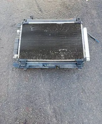 Toyota Yaris Radiator set 