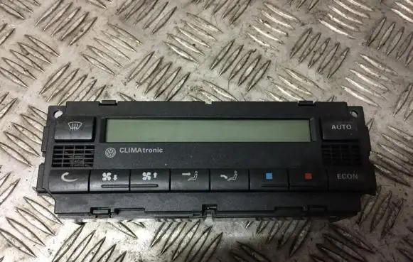 Volkswagen PASSAT B5 Climate control unit