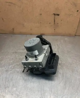 Mercedes-Benz Sprinter W907 W910 ABS Pump A9079004103