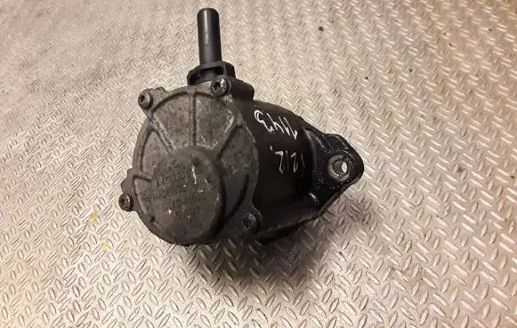 Mercedes-Benz E W212 Vacuum pump 6512300165 A6512300165