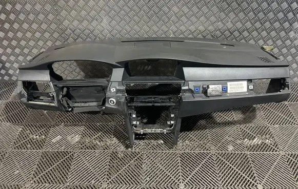 BMW 5 E60 E61 Dashboard 6976405