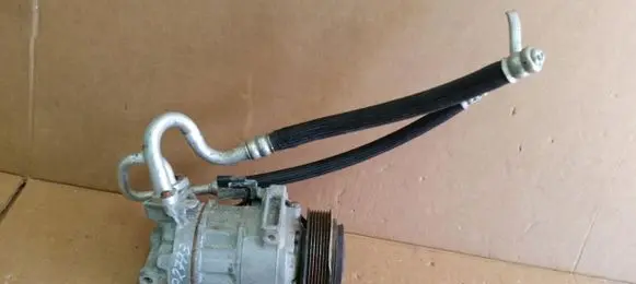 Nissan Qashqai Air conditioning (A/C) compressor (pump) 926004EB1A