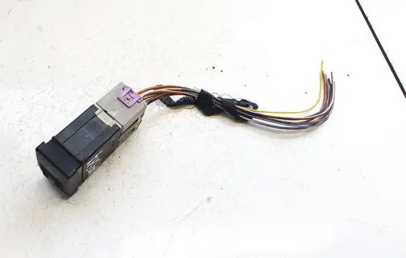 Audi A4 S4 B5 8D Headlight level height control switch 8d0941301
