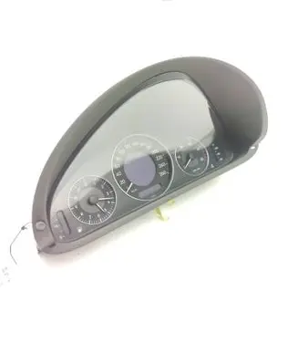 Mercedes-Benz CLK A209 C209 Speedometer (instrument cluster) A2095403511