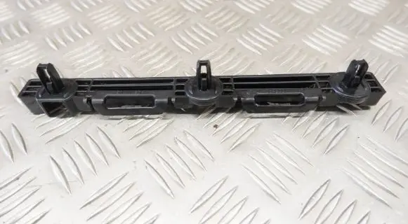 Tesla Model S Sill supporting ledge 100369200C