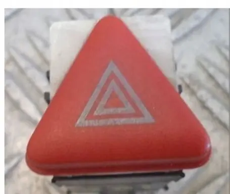 Skoda Fabia Mk1 (6Y) Hazard light switch
