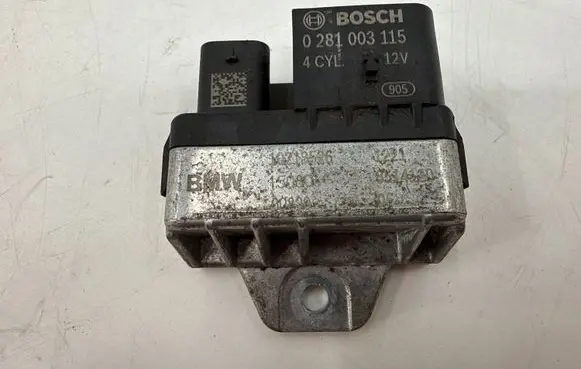 BMW 3 F30 F35 F31 Glow plug pre-heat relay 0281003115
