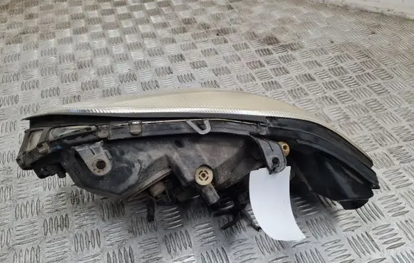 Opel Zafira A Headlight/headlamp 89100055