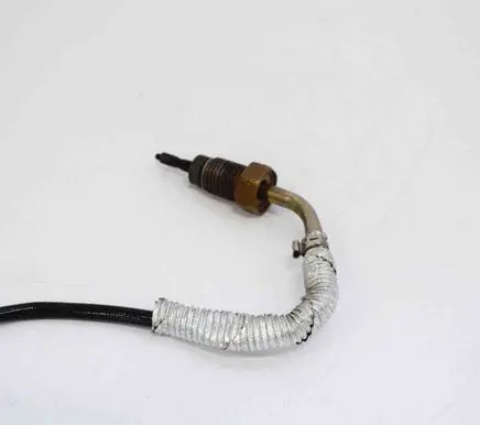 Audi A3 S3 8V Oil temperature sensor 04L906088AR