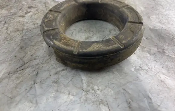 Hyundai Santa Fe Front coil spring rubber mount 553312b000