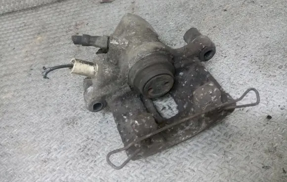 Ford Focus Rear brake caliper