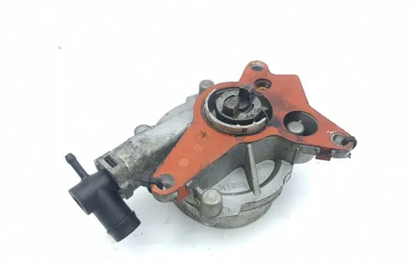 Nissan X-Trail T32 Vacuum pump 146503760R