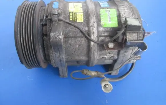Volvo 850 Air conditioning (A/C) compressor (pump)