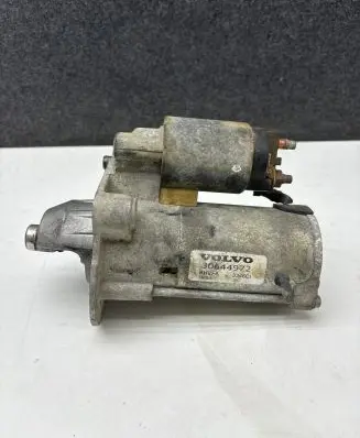 Volvo V40 Starter motor 30644972