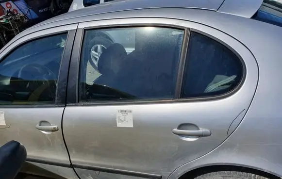 Seat Leon (1M) Rear door LS7N