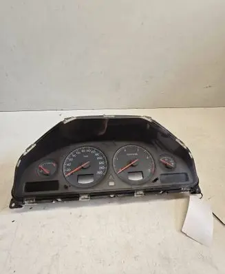 Speedometer (instrument cluster)