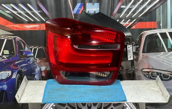 BMW 1 F20 F21 Rear/tail lights 7241541