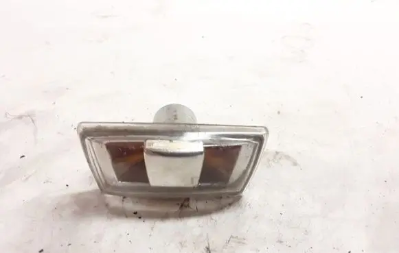 Opel Insignia A Front fender indicator light 13252455 13252456