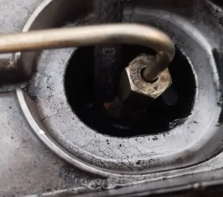 Mercedes-Benz E W210 Fuel injector