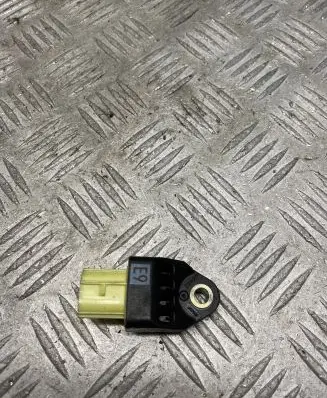 Toyota Prius+ (ZVW40) Airbag deployment crash/impact sensor 8983168030