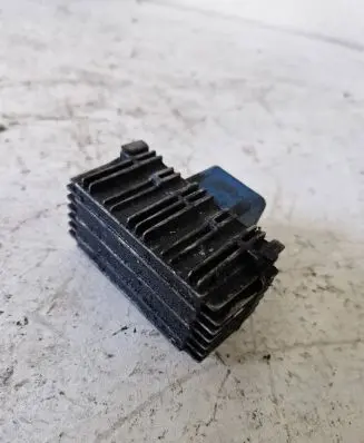 Opel Astra H Glow plug pre-heat relay 55353011 51299014B