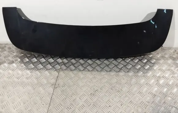 Jeep Grand Cherokee Tailgate/trunk spoiler 